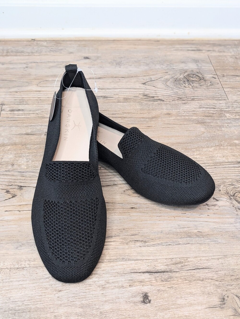 Danskin Women's Cozy Slip-on Black loafer New Size 8